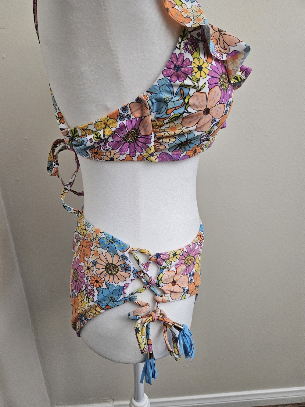 Time and Tru Multicolor Floral Ruffle Bikini Set - Picture 2 of 5